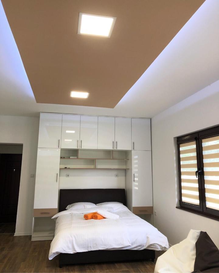 Apartmani Sarovic Tjentiste Exteriér fotografie
